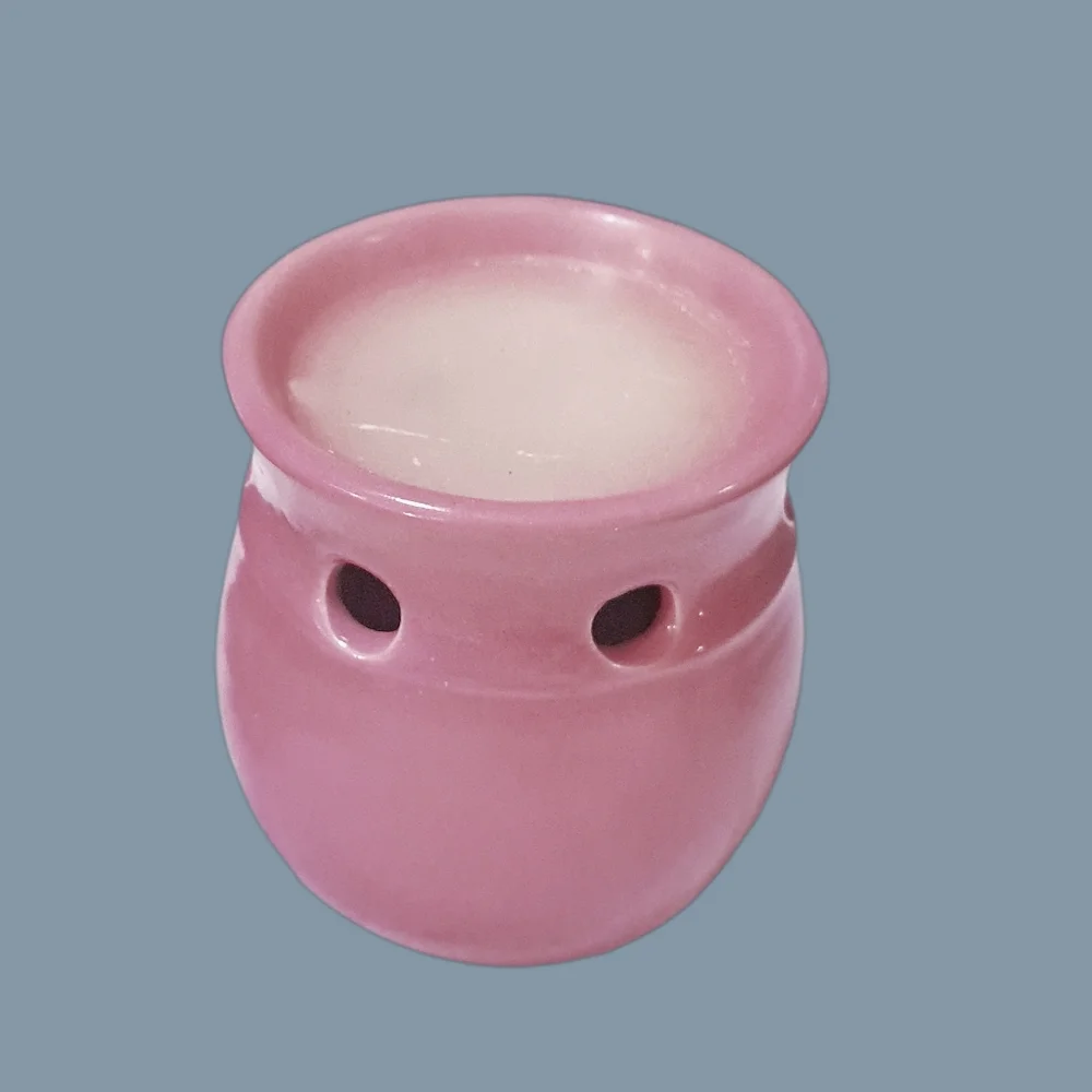 Pink Ceramic Oil Diffuser / Wax Melter Candle Warmer. NWOT